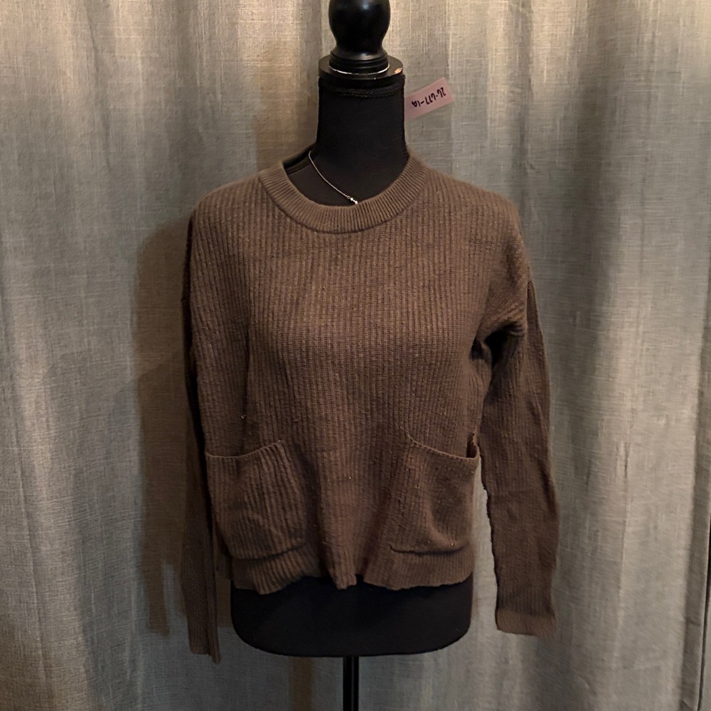 Madewell Ribbed Crewneck Sweater with Front Pockets - Brown